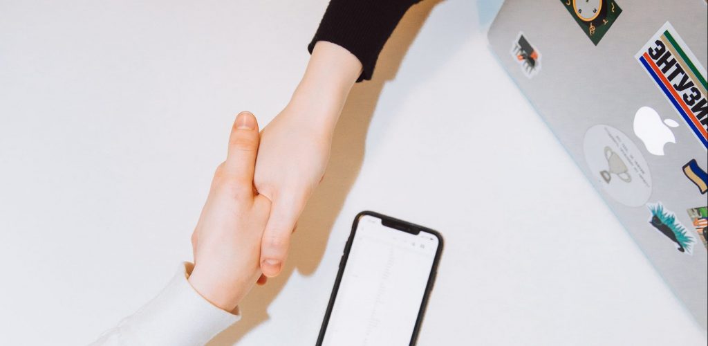 people-shaking-hands-3746957(1) people-shaking-hands-3746957(1)